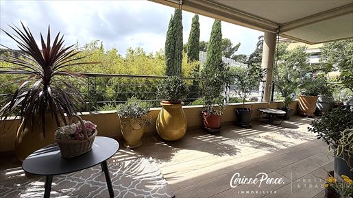 Parking 3 pièces 75 m² · à Nîmes · 75 m² · 420 000 €