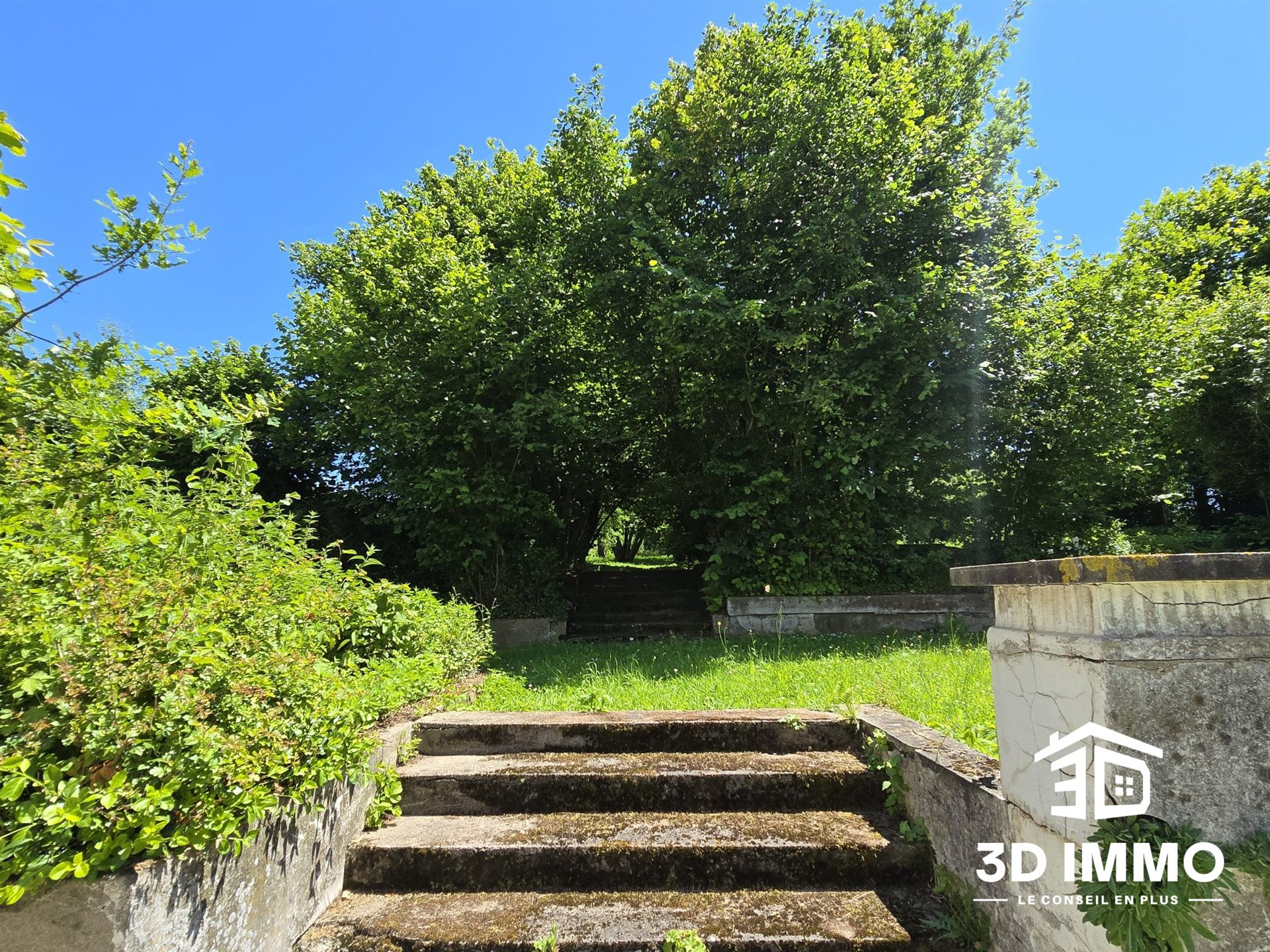 Maison à vendre, 380m², Etroeungt