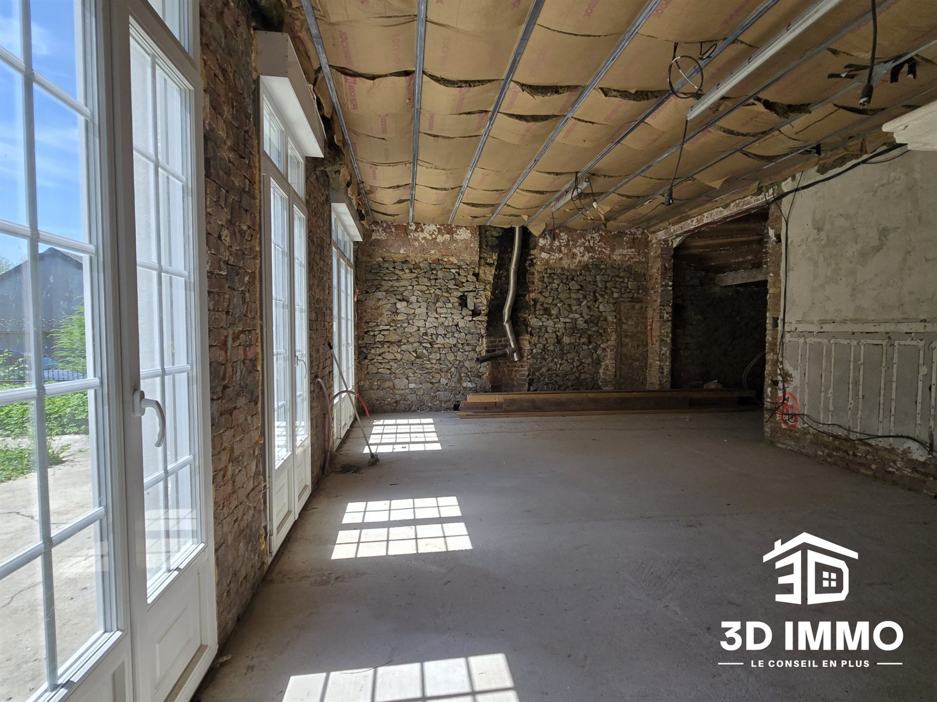 Maison à vendre, 380m², Etroeungt