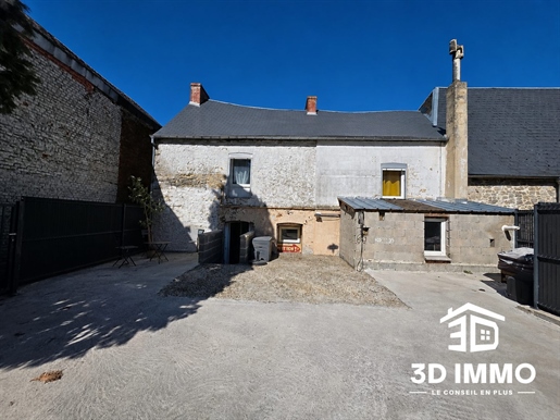 Maison De Village