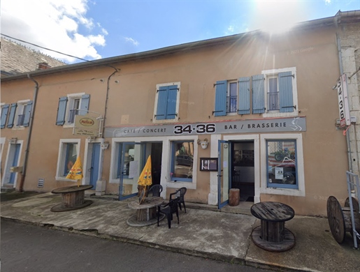 Immeuble 718 m² · à Tréveray · 718 m² · 350 000 €