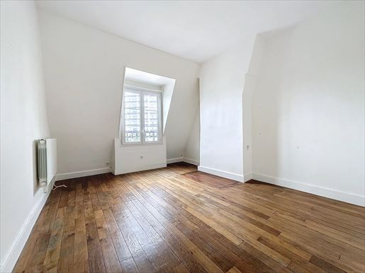 2 pièces 40 m² · à Paris 12ème · 40 m² · 399 000 €