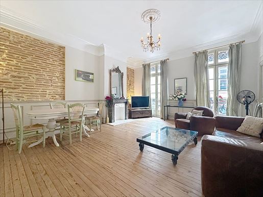 3 pièces 85 m² · à Toulouse · 85 m² · 550 000 €