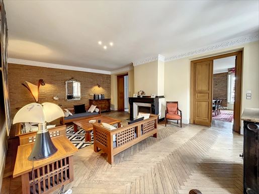 6 pièces 192 m² · à Toulouse · 192 m² · 1 100 000 €