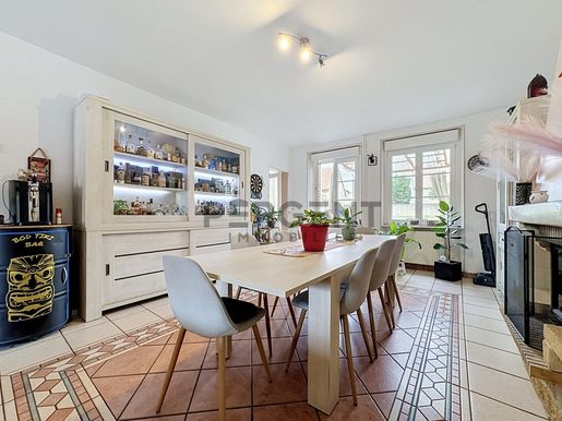 Maison 6 pièces 197 m² · à Beaumont-en-Argonne · 197 m² · 179 900 €