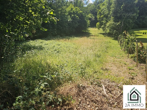 Terrain 2023 m² · à Bromont-Lamothe · 2 023 m² · 23 000 €