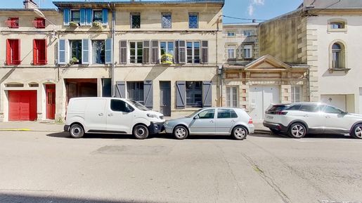 Maison 10 pièces 300 m² · à Bar-le-Duc · 300 m² · 190 000 €