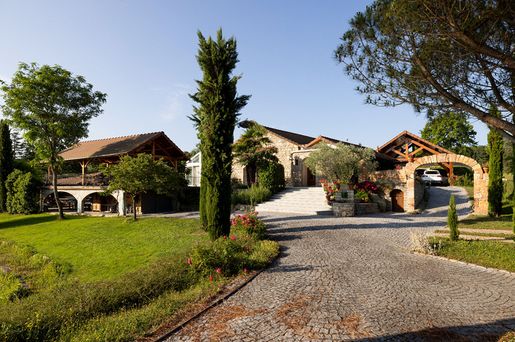 Maison 5 pièces 220 m² · à Domérat · 220 m² · 540 000 €