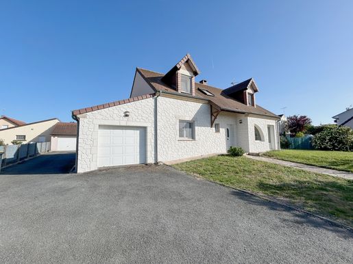 Maison 7 pièces 145 m² · à Commentry · 145 m² · 218 000 €