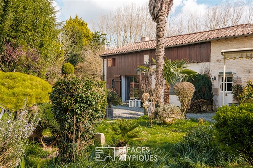 9 pièces 225 m² · à Coulon · 225 m² · 337 000 €