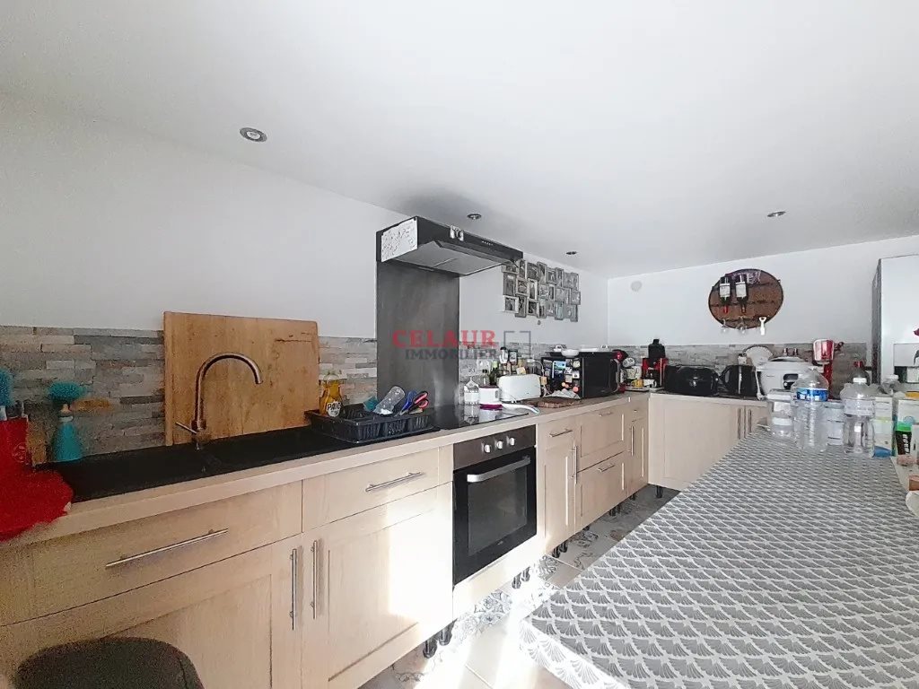 Maison à vendre, 174m², Salon-la-Tour