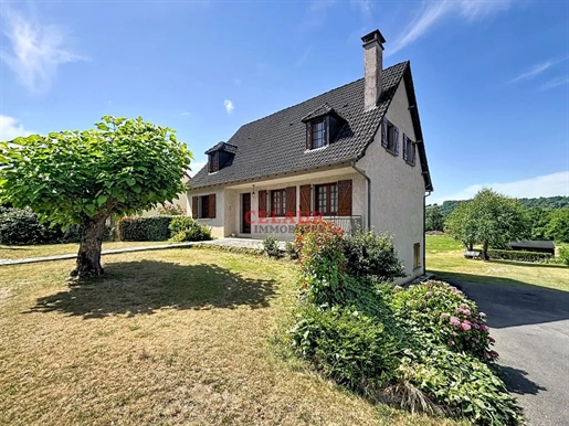Maison 9 pièces 150 m² · à Altillac · 150 m² · 239 500 €
