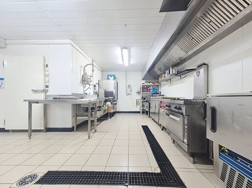 Local commercial · Challes-les-Eaux (Savoie) · 120 000 €
