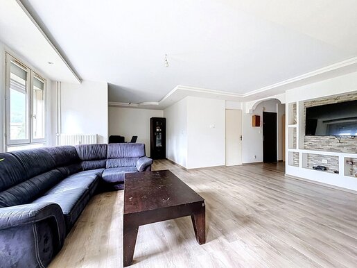 Appartement 5 pièces 100 m² · à Barby · 100 m² · 250 000 €