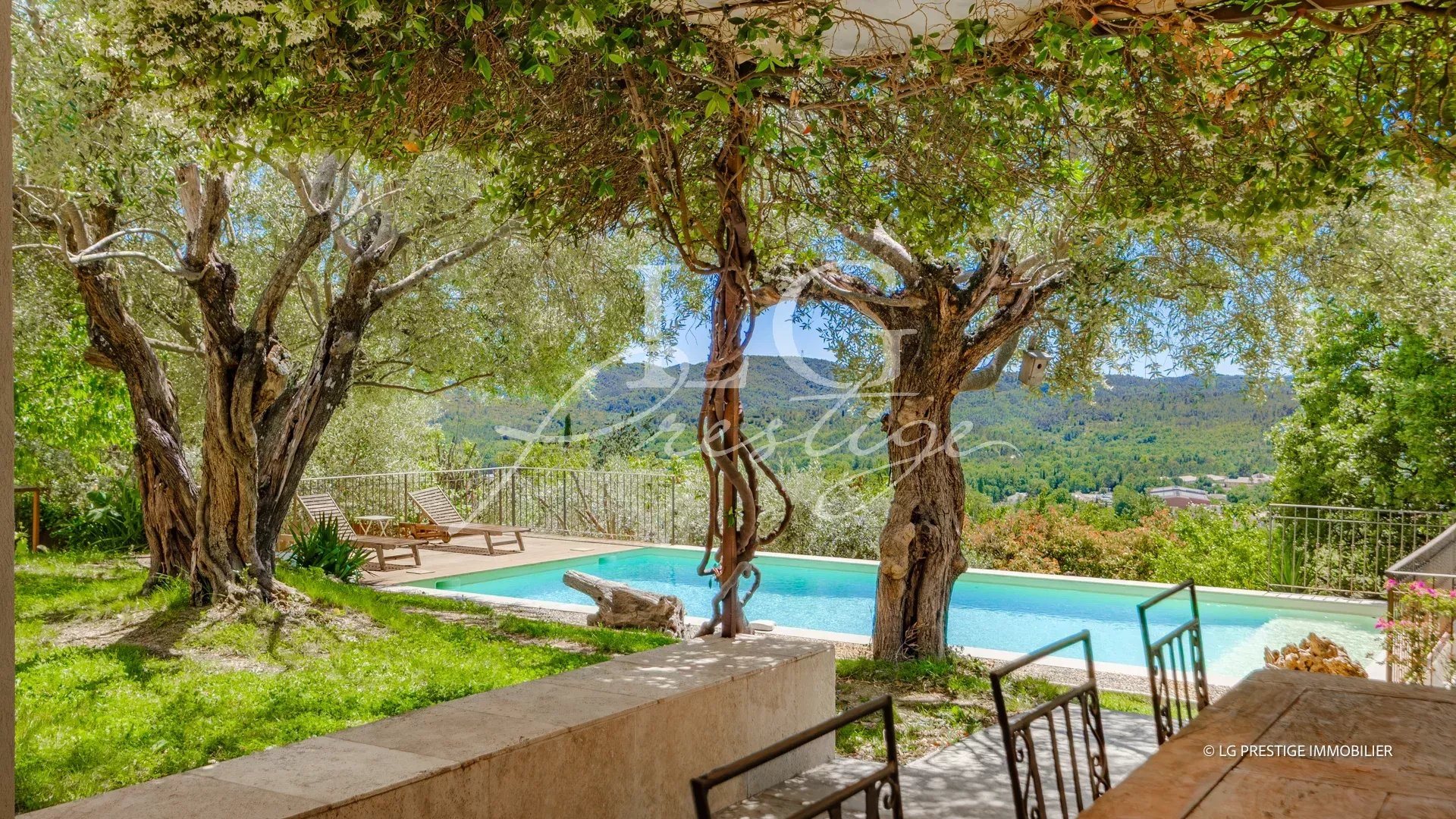 Maison à vendre, 225m², Montauroux