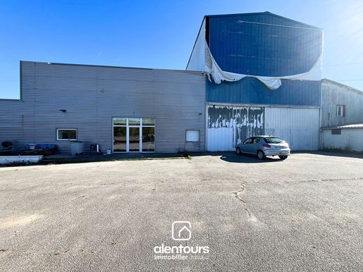 Maison 700 m² · à Vincey · 700 m² · 158 000 €