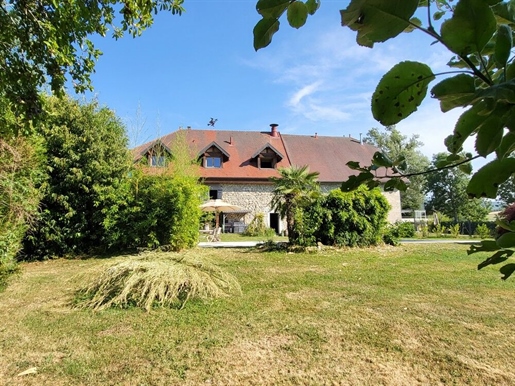 10 pièces 150 m² · à Choisy · 150 m² · 890 000 €