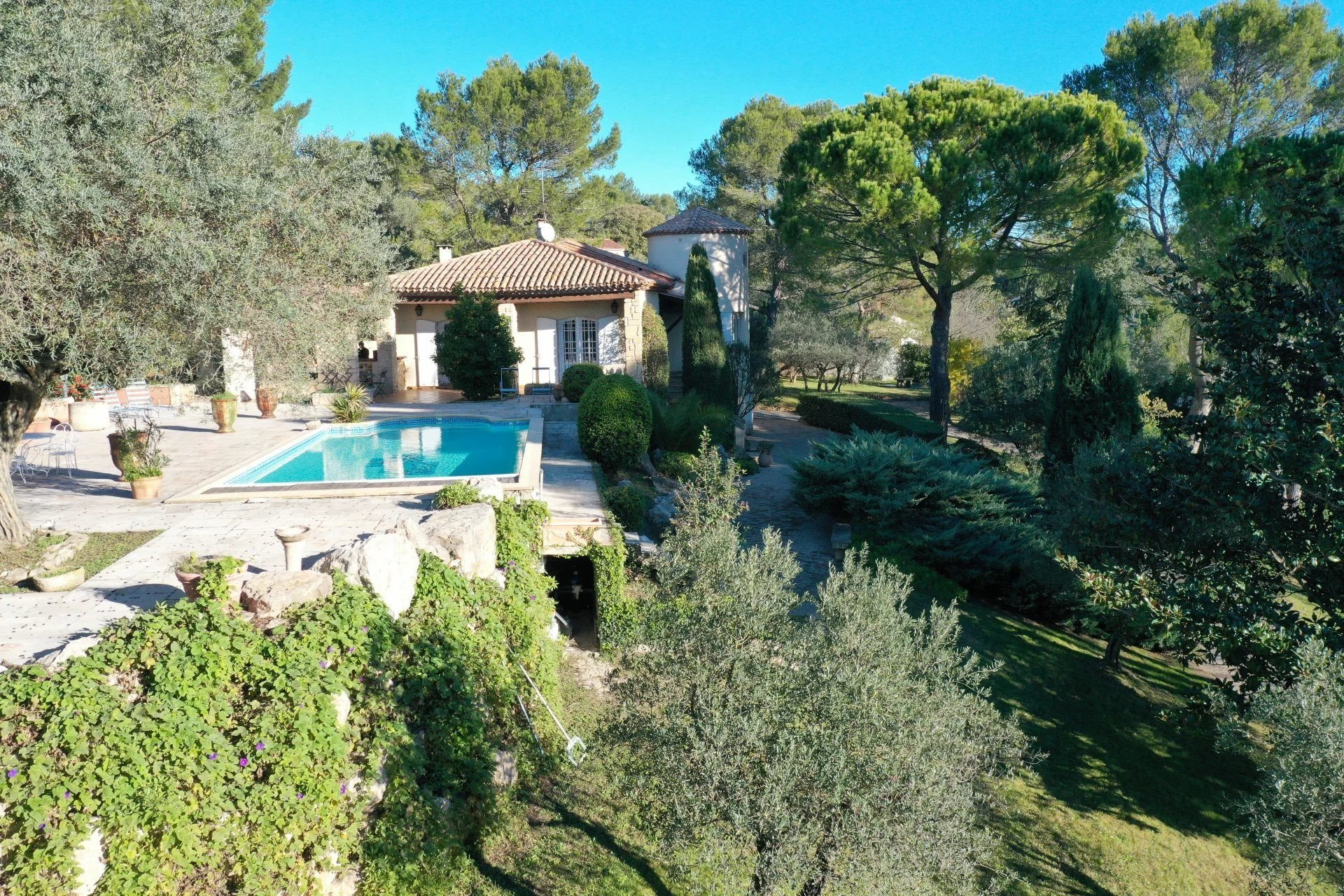 Maison à vendre, 195m², Nîmes