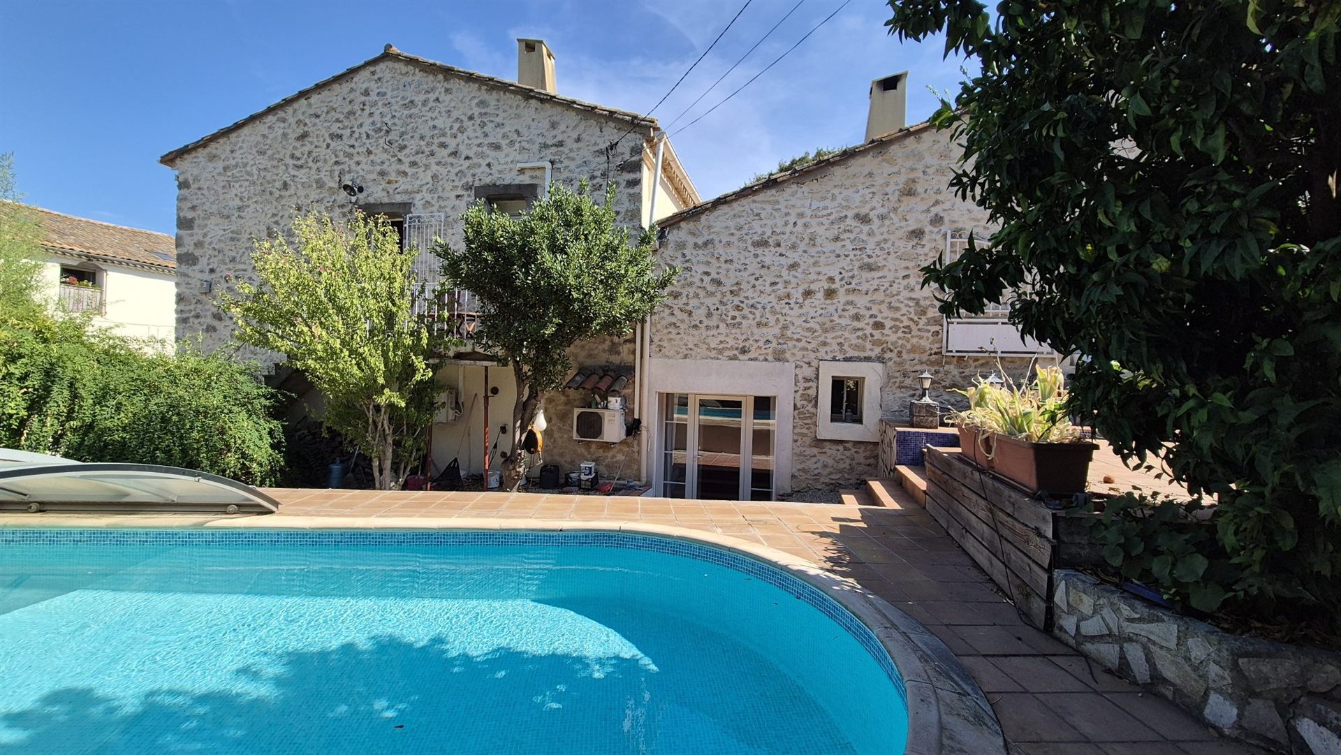 Maison à vendre, 187m², Pouzolles