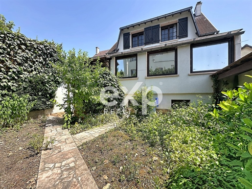 Maison 6 pièces 137 m² · à Saint-Denis · 137 m² · 417 000 €