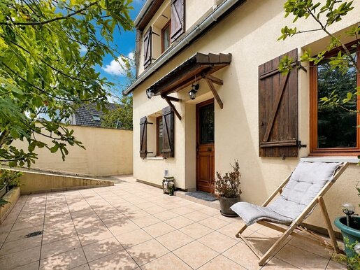 Maison 6 pièces 100 m² · à Saint-Denis · 100 m² · 359 000 €
