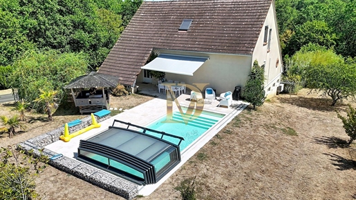 Casa familiare 227 m² con piscina e 5.000 m² di terreno tra Montrichard e Saint-Aignan