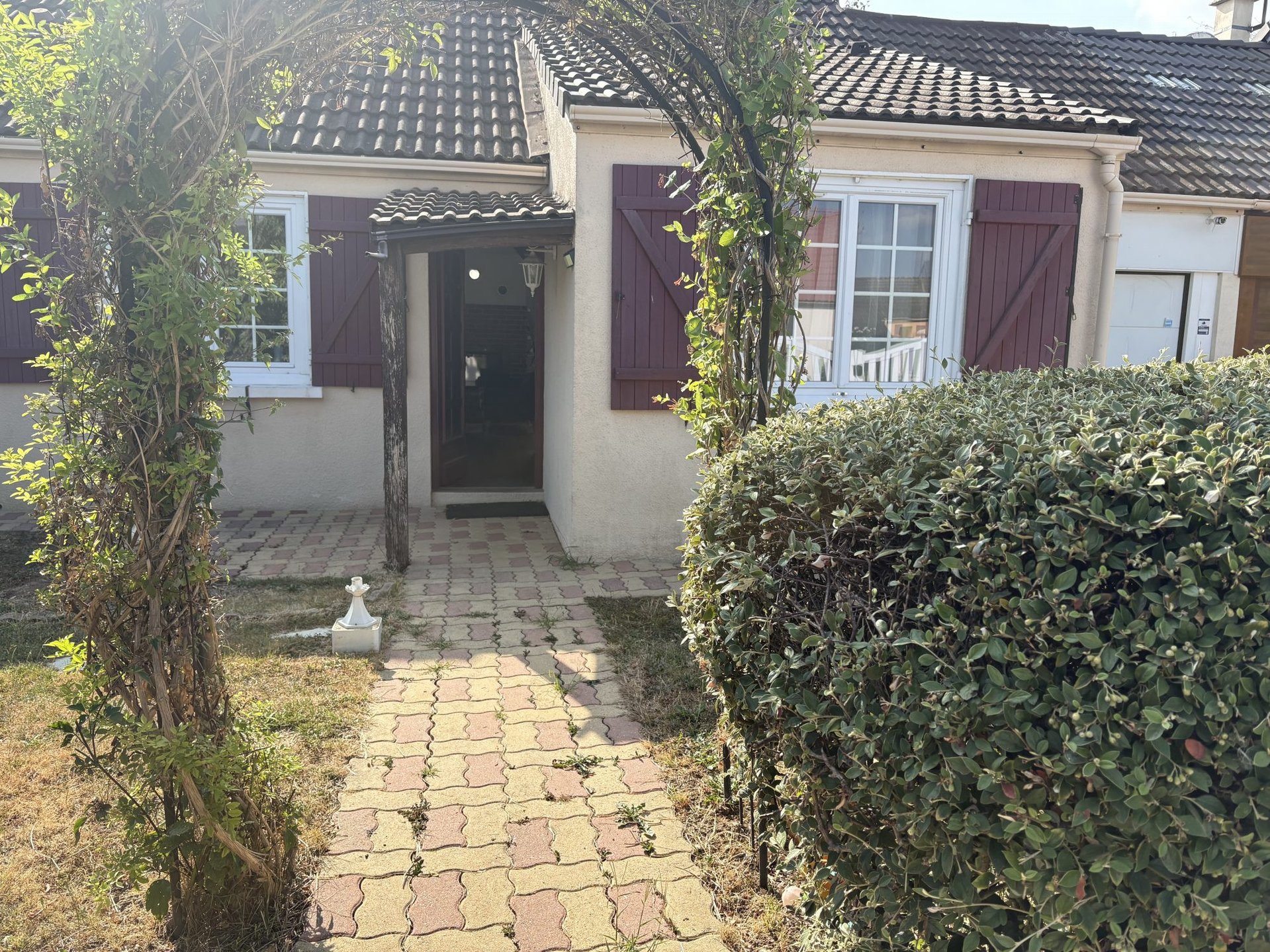 Maison à vendre, 104m², Villeneuve-le-Comte