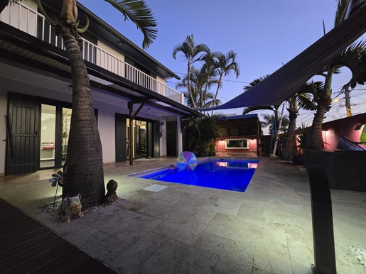 Rare in this sector - Superb Family Villa with Pool and V