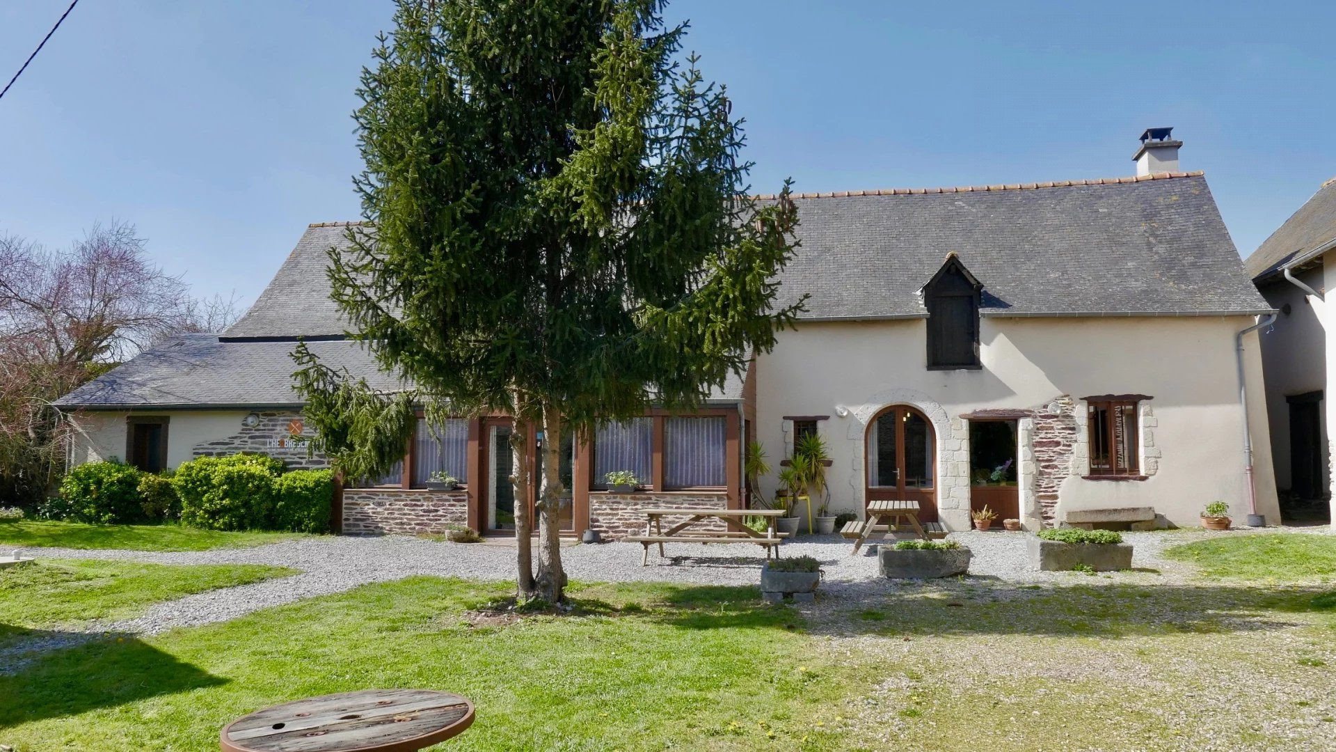 Maison à vendre, 198m², Noyal-Châtillon-sur-Seiche