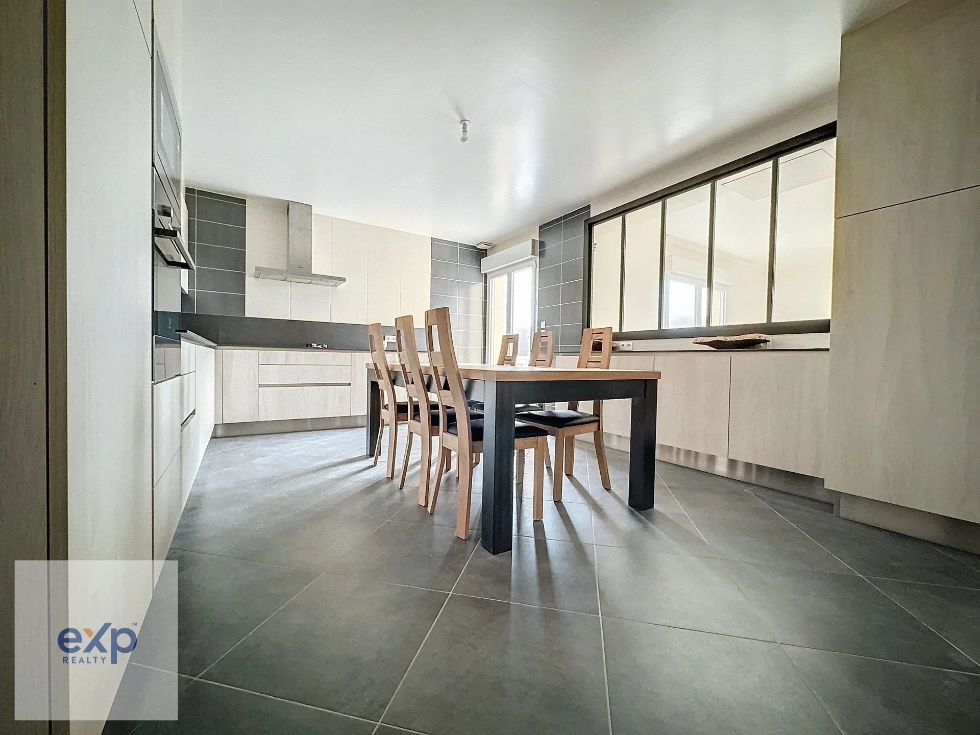Maison à vendre, 235m², Houlbec-Cocherel