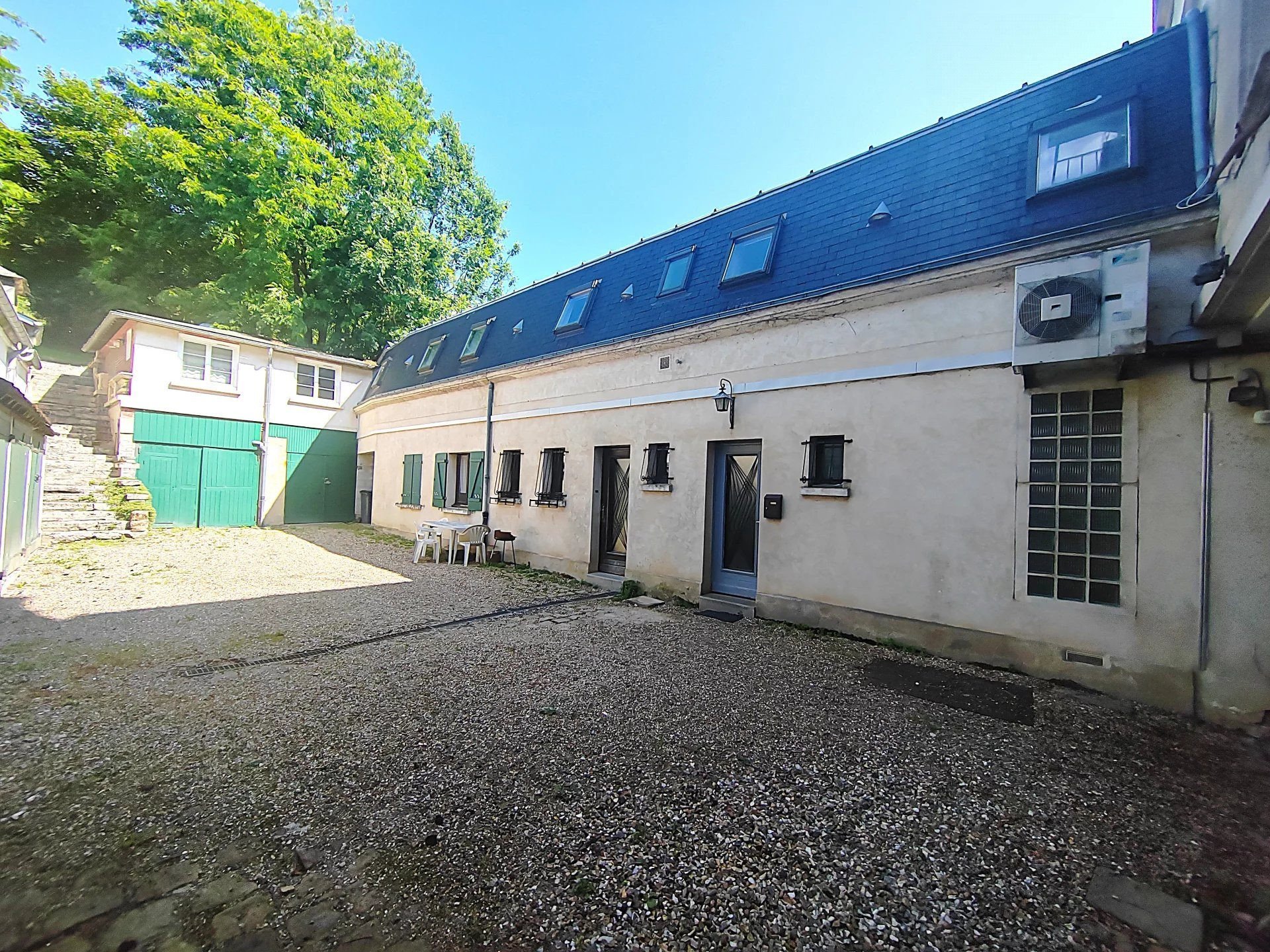 Appartement à vendre, 530m², Chaumont-en-Vexin