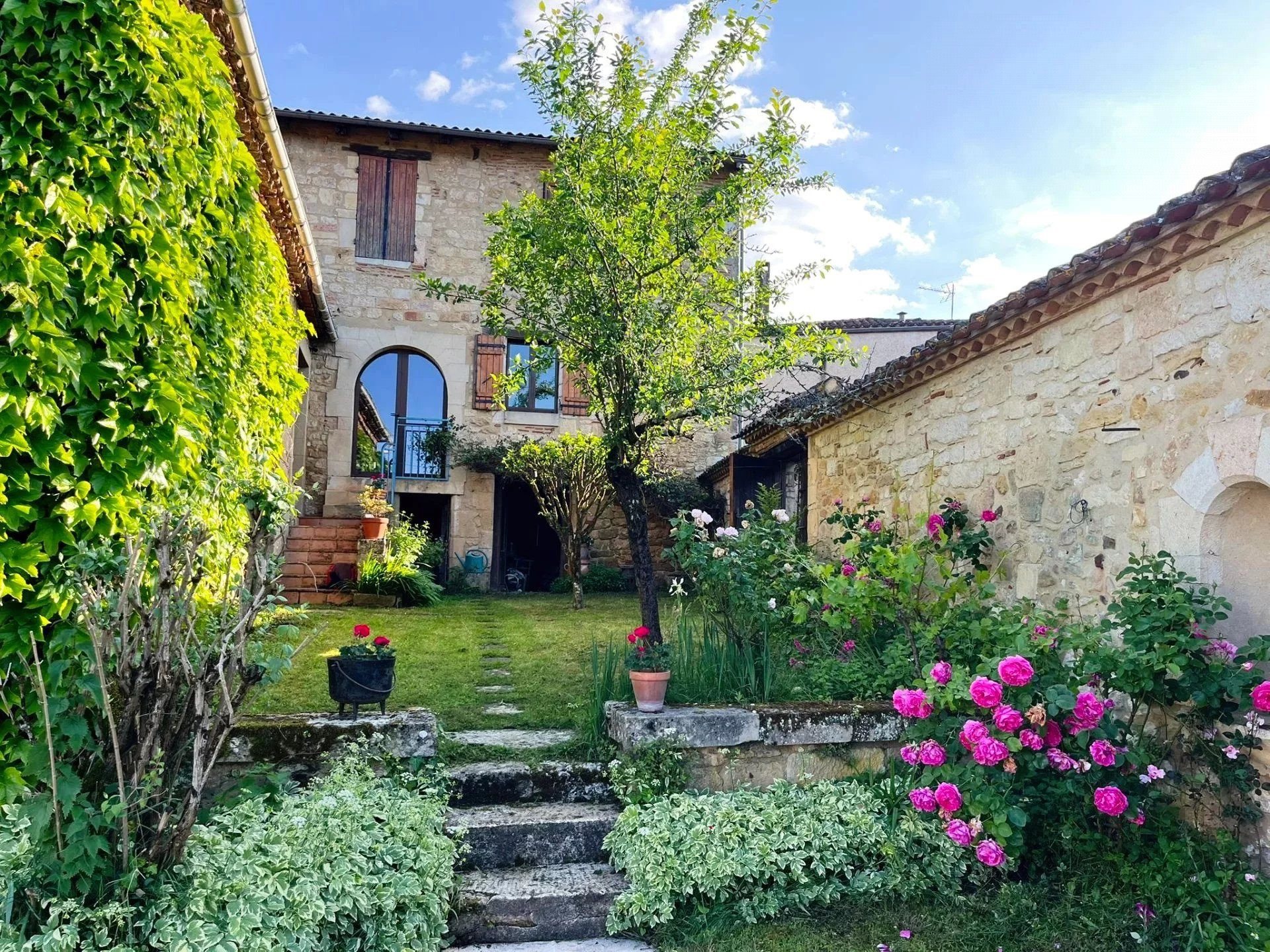 Maison à vendre, 260m², Monsempron-Libos