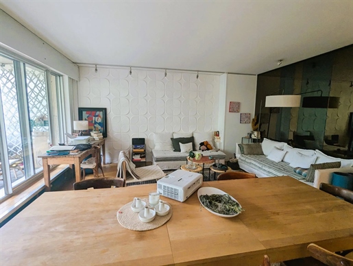 Appartement 3 pièces 107 m² · à Paris 15ème · 107 m² · 1 218 000 €