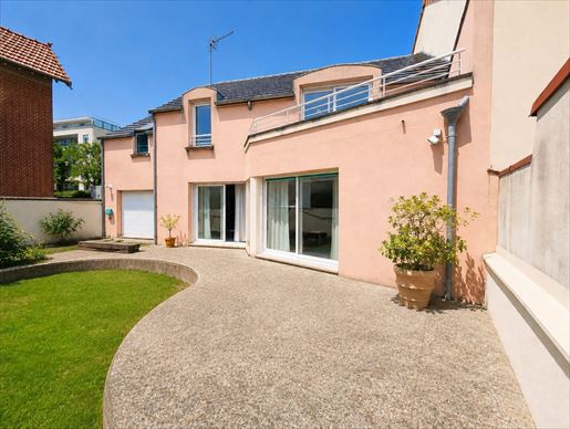 Maison 5 pièces 115 m² · à Le Perreux-sur-Marne · 115 m² · 849 000 €