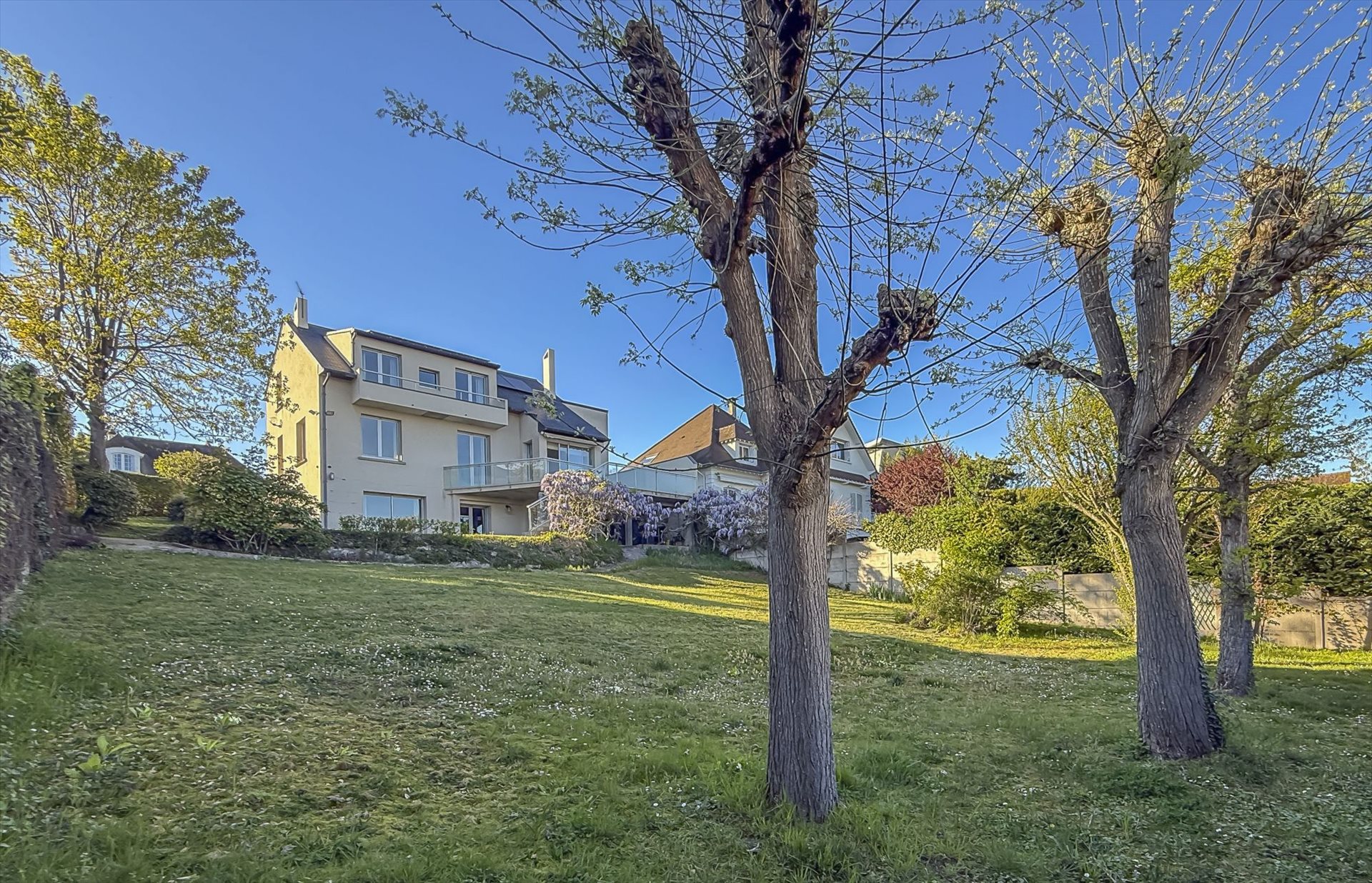 Maison à vendre, 183m², Le Mesnil-le-Roi