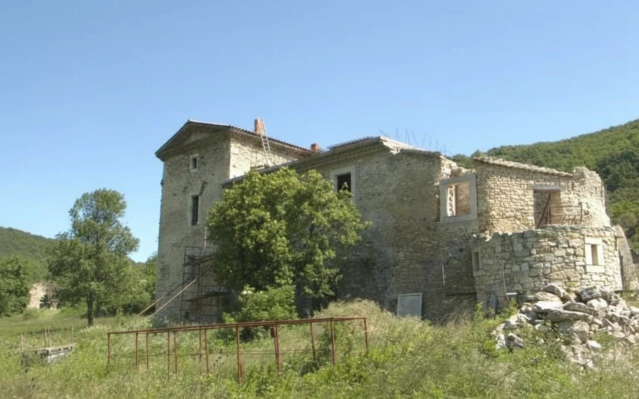 Maison à vendre, 450m², Montjoyer
