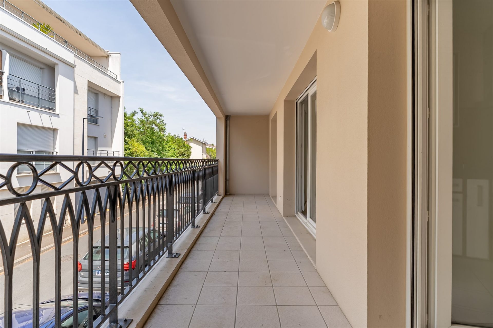 T5 with double balcony, garage, storeroom, elevator - Vue 2