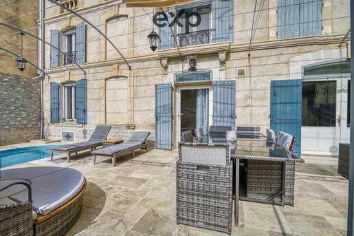 Maison 15 pièces 400 m² · à Apt · 400 m² · 799 000 €