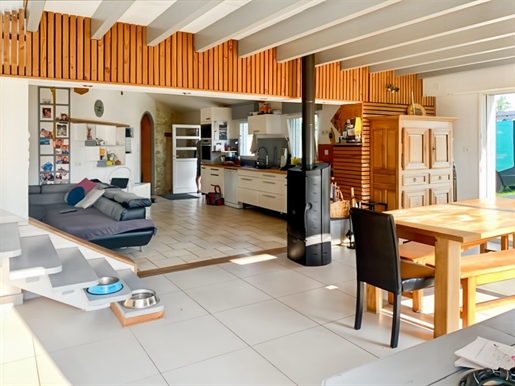 Maison 5 pièces 137 m² · à Port-Saint-Père · 137 m² · 280 000 €