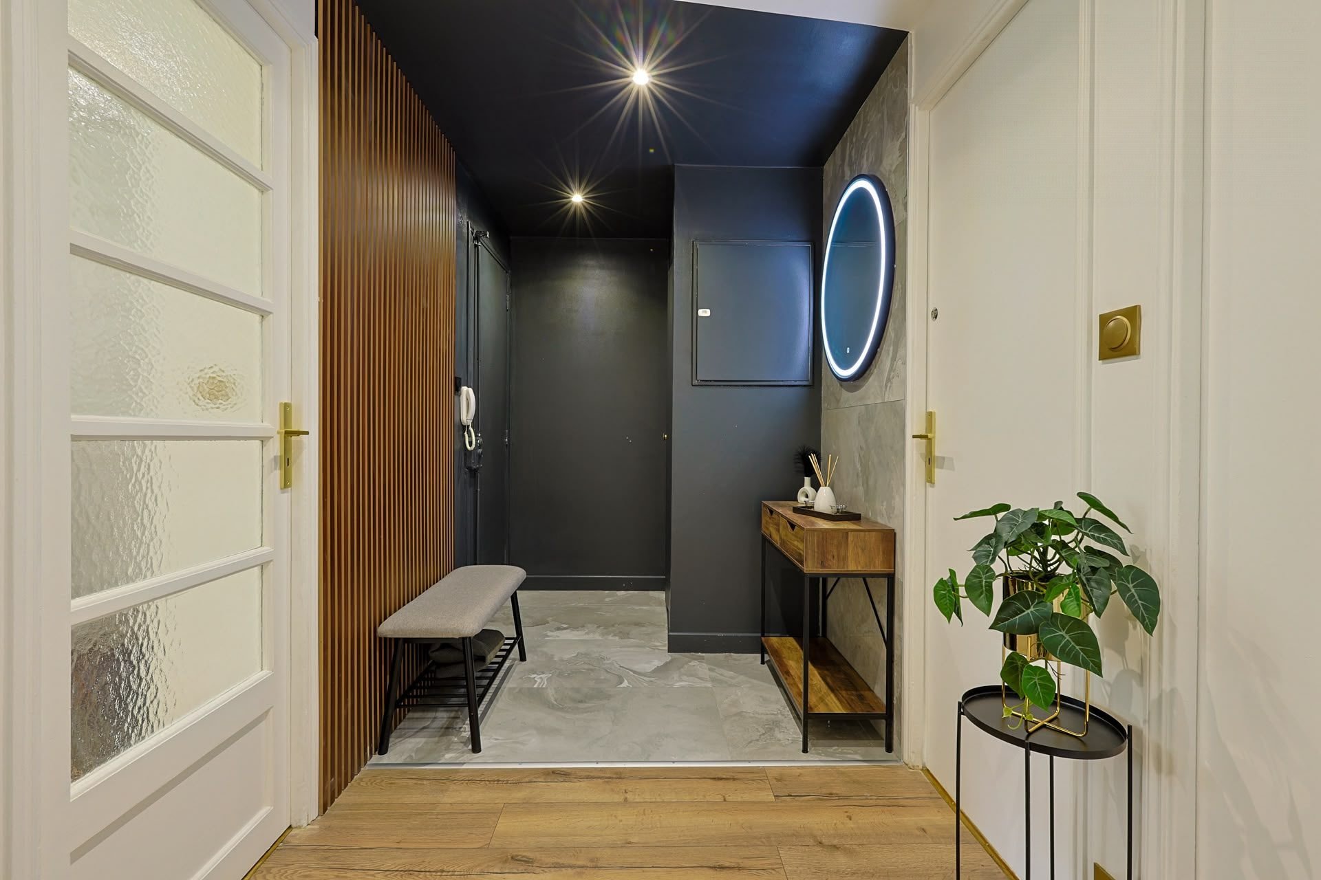 Apartment in Marseille 3 - View 2
