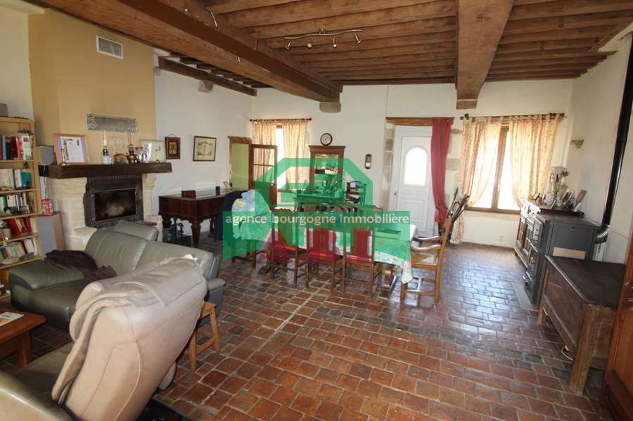 Maison à vendre, 117m², Corbigny