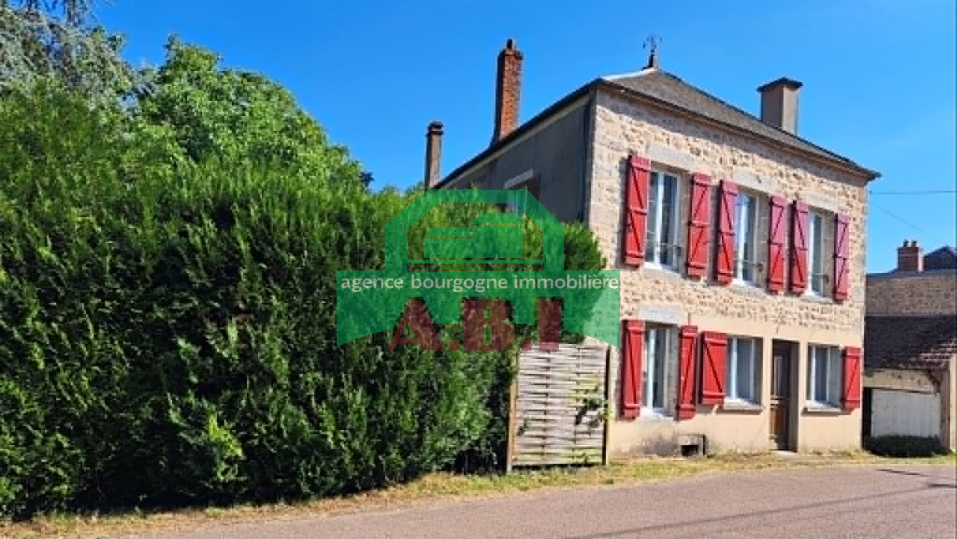 Maison à vendre, 165m², Lormes