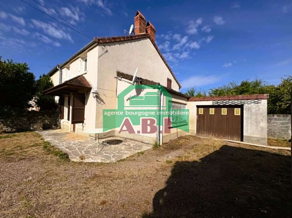 Maison à vendre, 106m², Corbigny