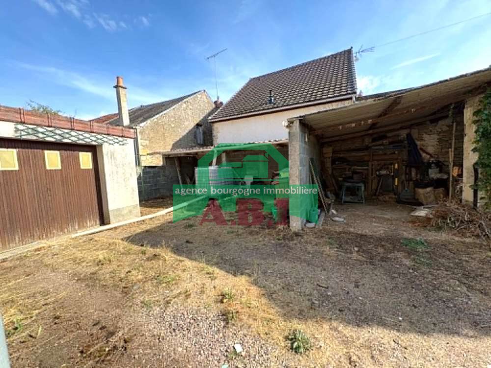 Maison à vendre, 106m², Corbigny