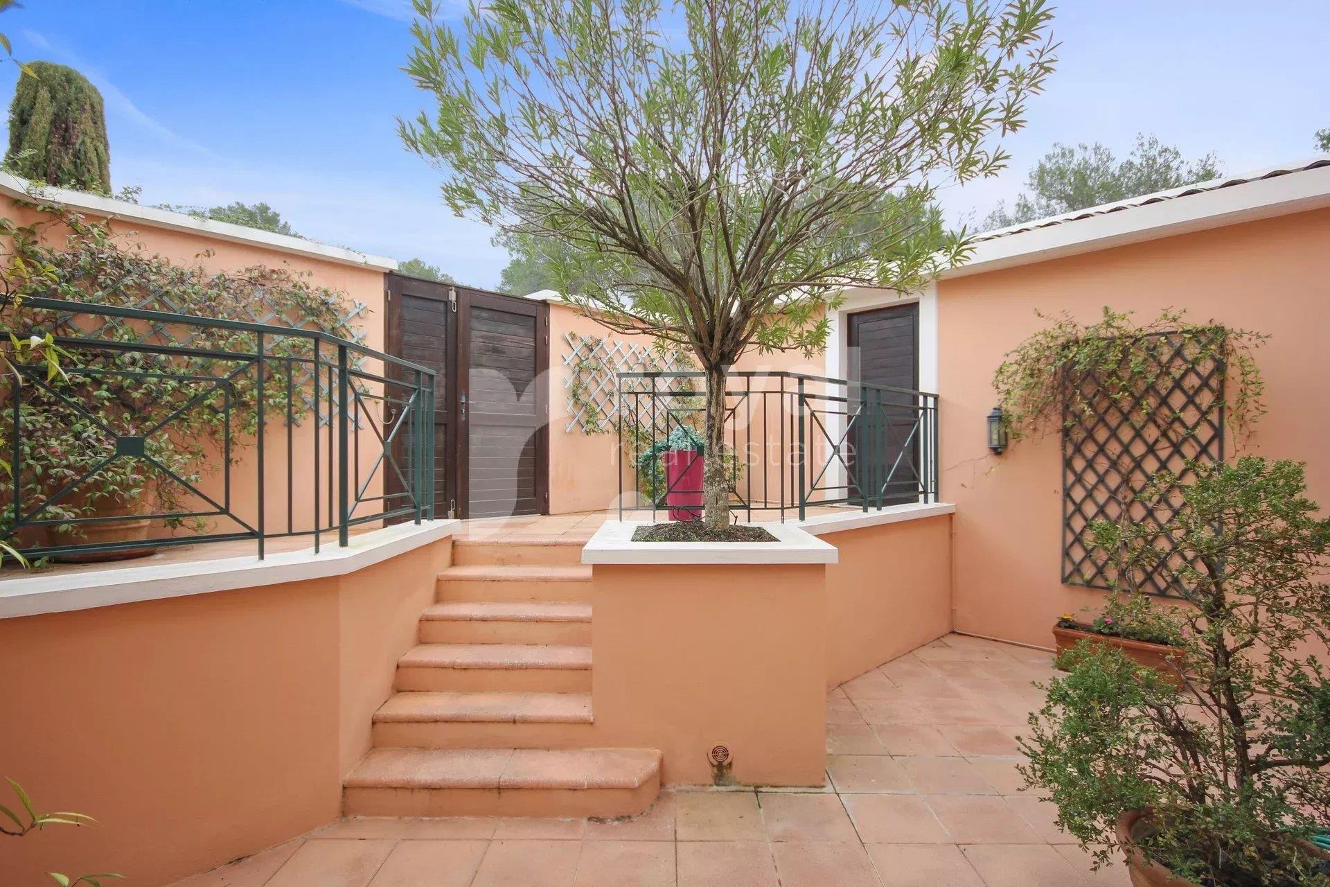 Maison à vendre, 168m², Mougins