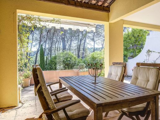 Maison 5 pièces 92 m² · à Mougins · 92 m² · 749 000 €