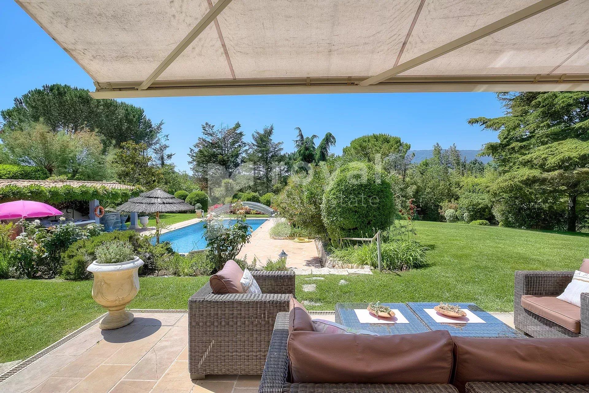 Maison à vendre, 338m², Châteauneuf-Grasse