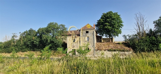 Maison 4 pièces 105 m² · à Loudun · 105 m² · 54 000 €