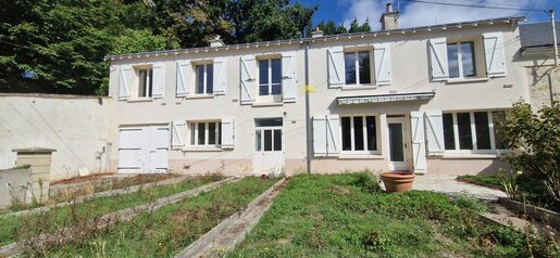 6 pièces 147 m² · à Chinon · 147 m² · 180 200 €