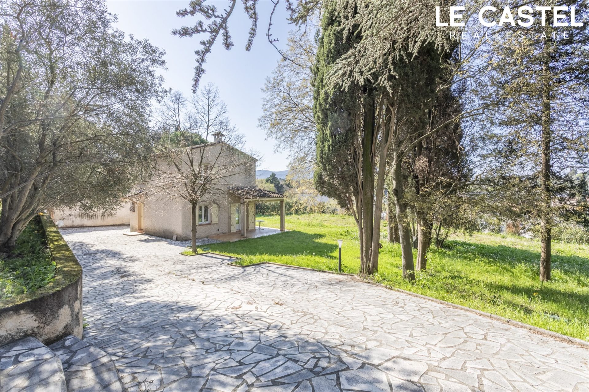 Clear view 2500 m² land - Rare opportunity - Vue 4